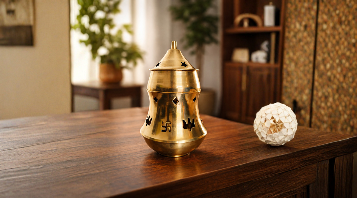 Kapoor Dhani: How to Use a Camphor Diffuser Lamp for Natural Fragrance at Home